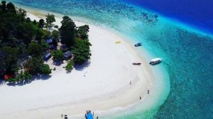15 Tempat Wisata di Manado, Sulawesi Utara Paling Hits